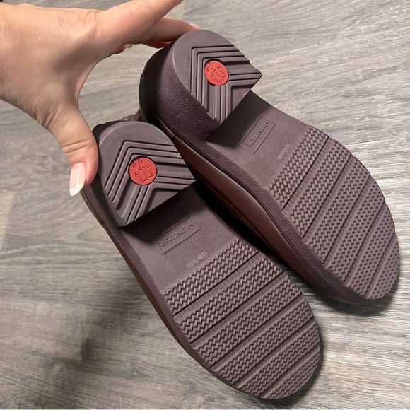 HUNTER Original Refined Low Heel Ankle Matte Rainboot in Oxblood, size 7US - Picture 10 of 16